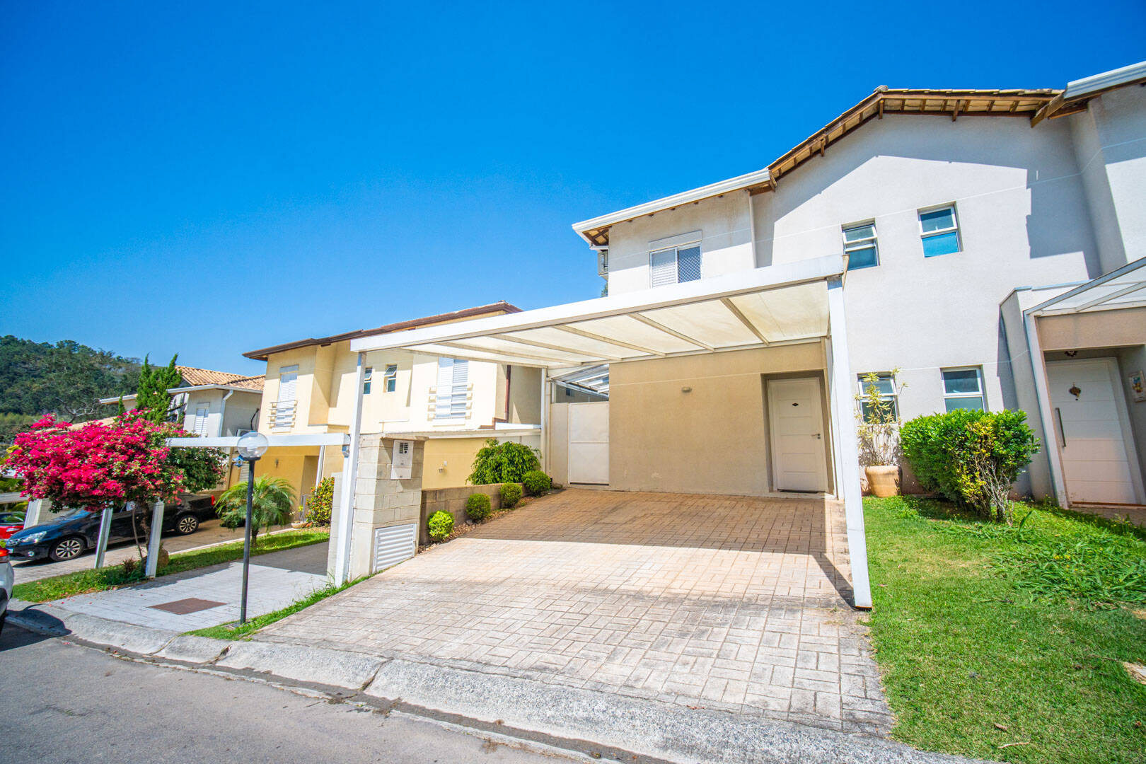 #LM1282 - Casa para Venda em Cotia - SP