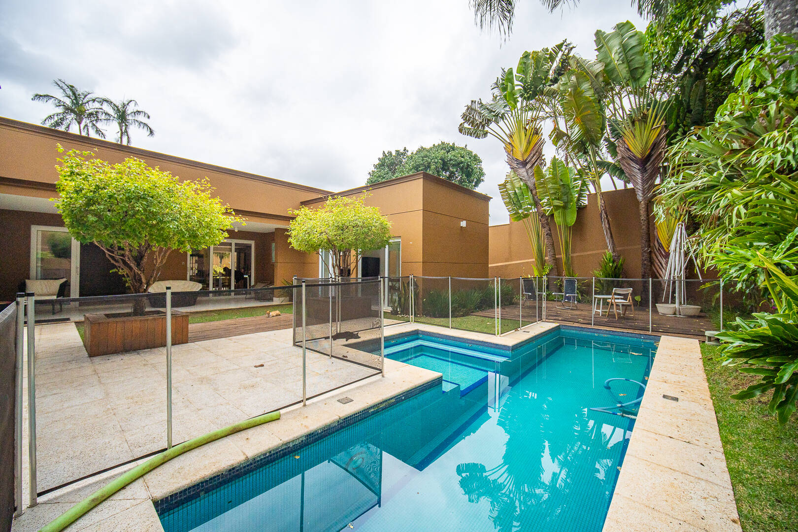 #LM1329 - Casa para Venda em Cotia - SP