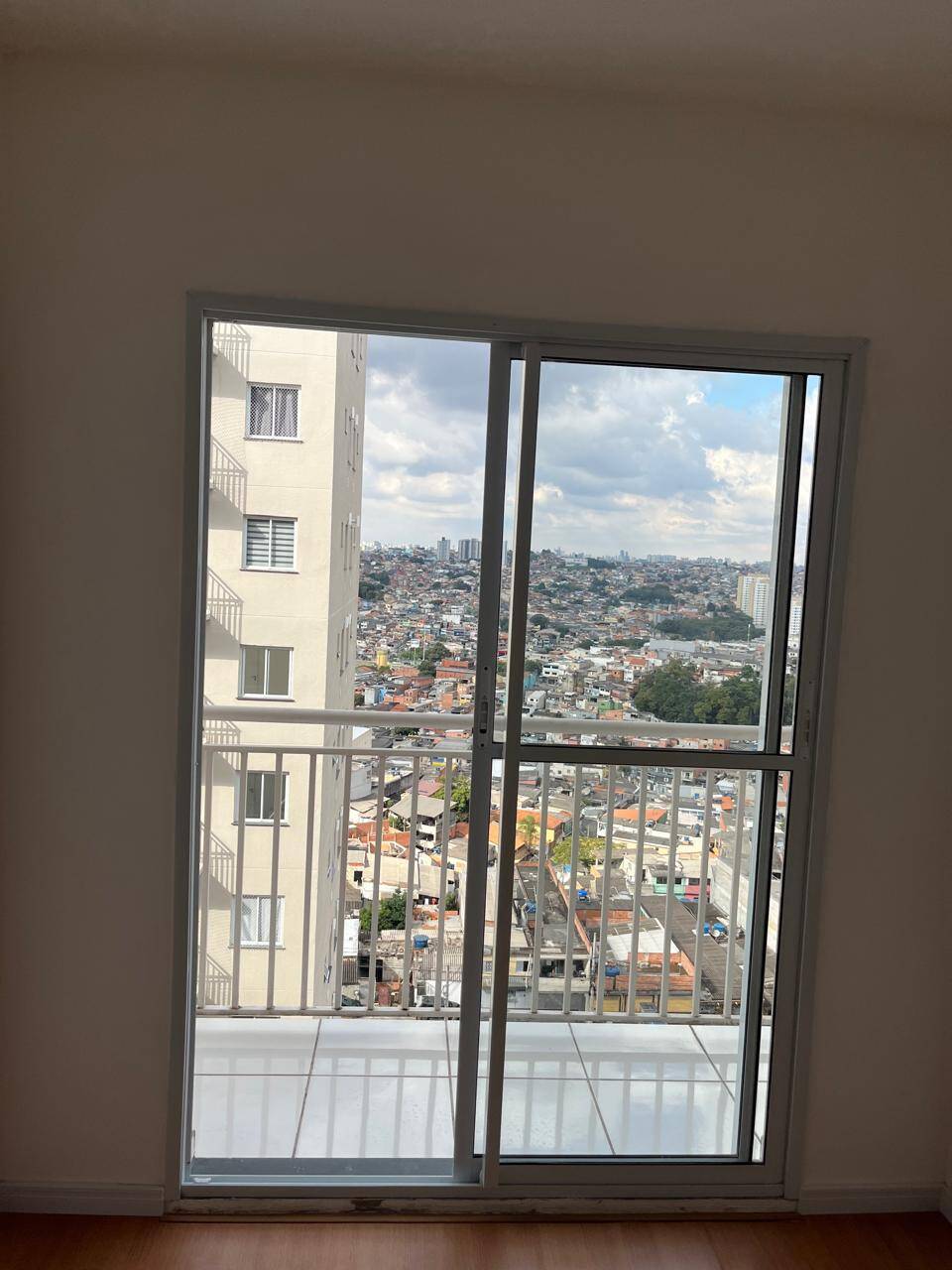 #CMI3003 - Apartamento para Venda em Carapicuíba - SP