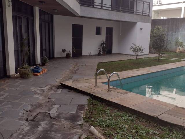 Casa para Venda em Santana de Parnaíba - 4