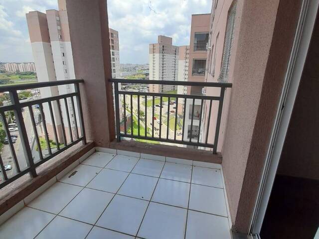 #CMI1096 - Apartamento para Venda em Carapicuíba - SP
