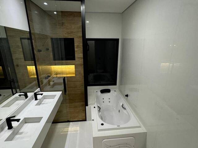 Casa para Venda em Santana de Parnaíba - 4