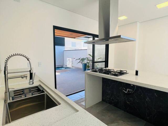 #CMI1650 - Casa em condomínio para Venda em Santana de Parnaíba - SP