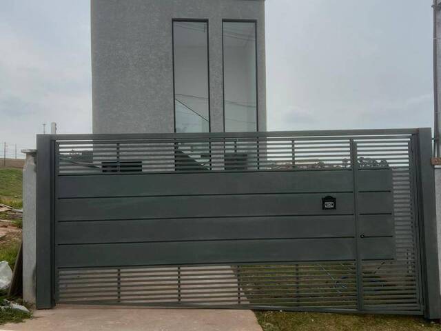 #LM1300 - Casa para Venda em Santana de Parnaíba - SP