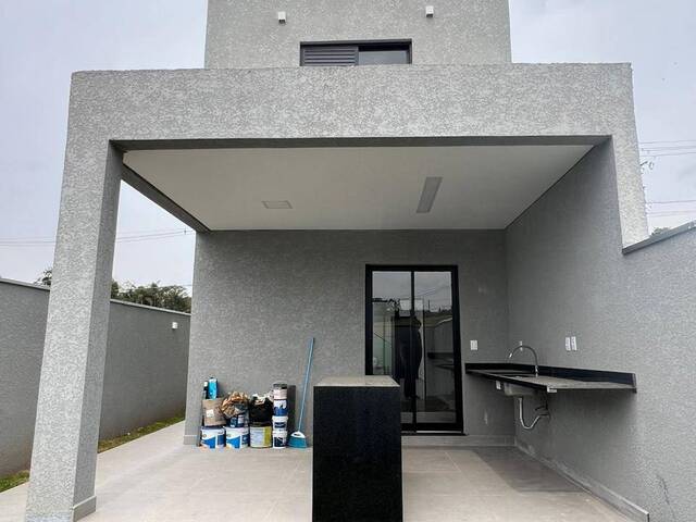 Casa para Venda em Santana de Parnaíba - 4