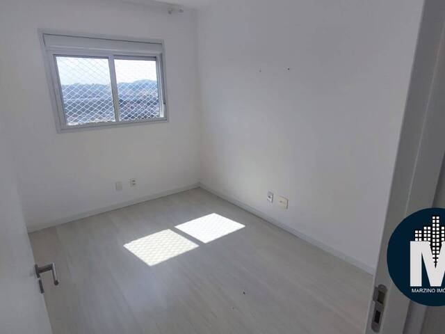 Apartamento para Venda em Carapicuíba - 5