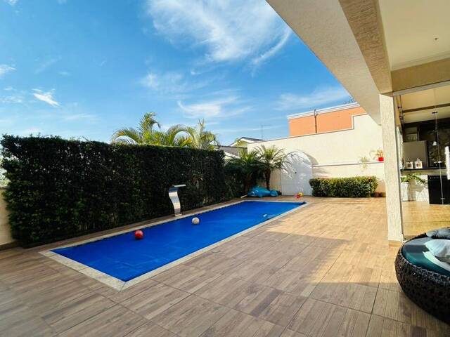 #CMI1723 - Casa em condomínio para Venda em Santana de Parnaíba - SP