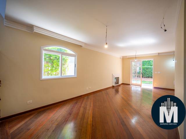 #LM1359 - Casa para Venda em Cotia - SP