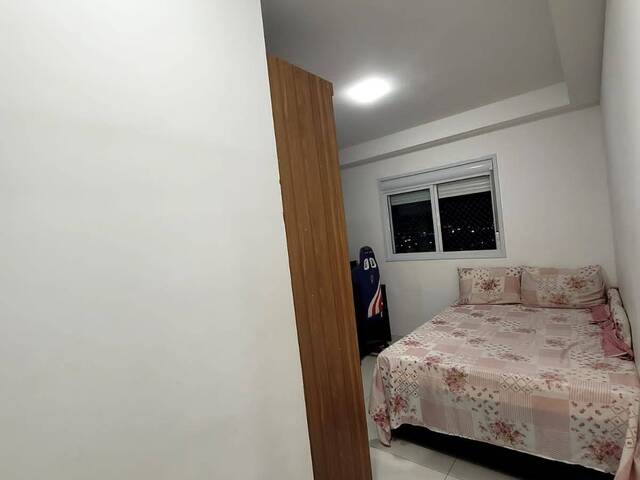 Apartamento para Venda em Carapicuíba - 5