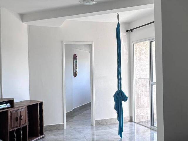 Apartamento para Venda em Jandira - 4