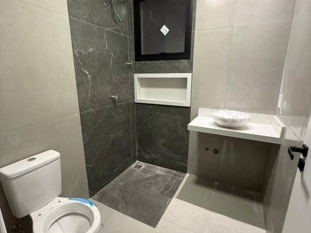 Casa para Venda em Santana de Parnaíba - 5