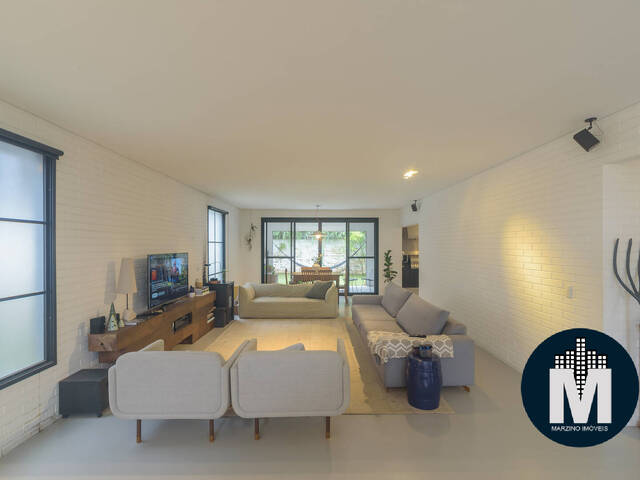 Casa para Venda em Santana de Parnaíba - 5