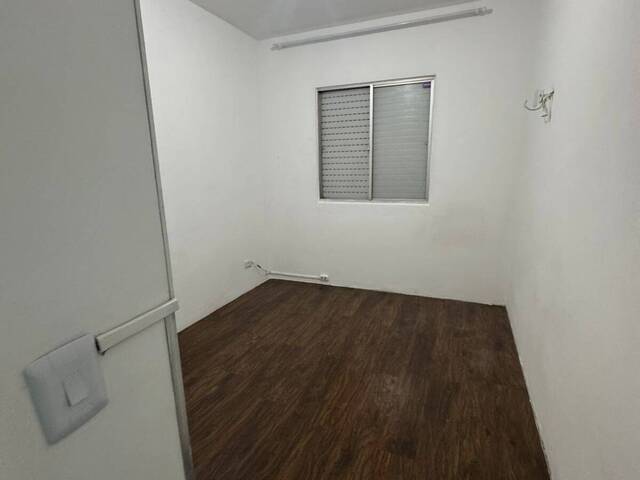 Apartamento para Venda em Embu das Artes - 4