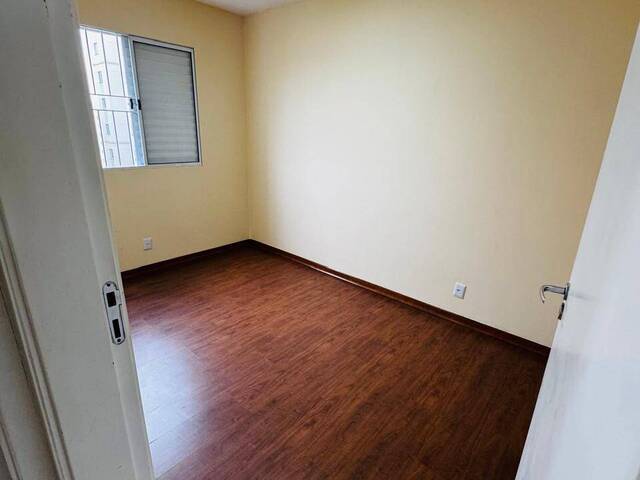 Apartamento para Venda em Jandira - 5