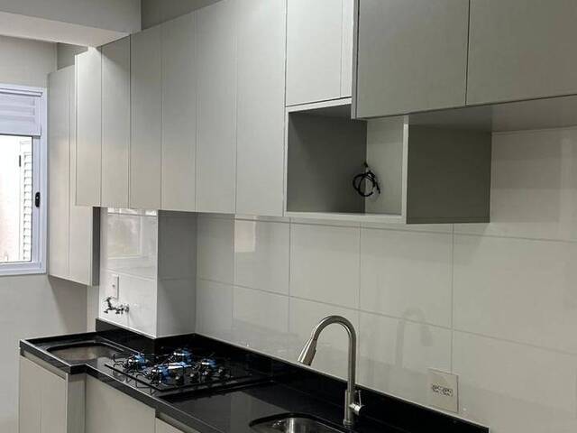Apartamento para Venda em Jandira - 2