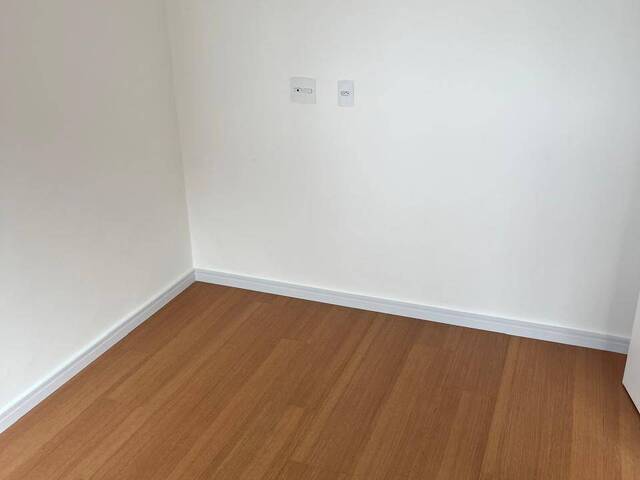 Apartamento para Venda em Carapicuíba - 5