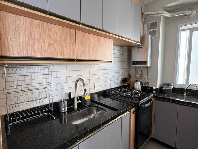 Apartamento para Venda em Carapicuíba - 2